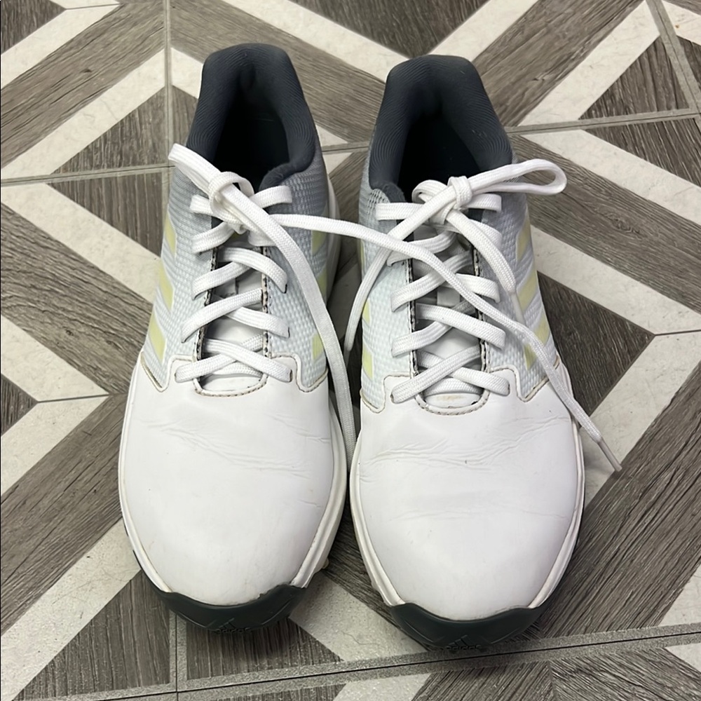 Men's White and Gray Golf Cleats